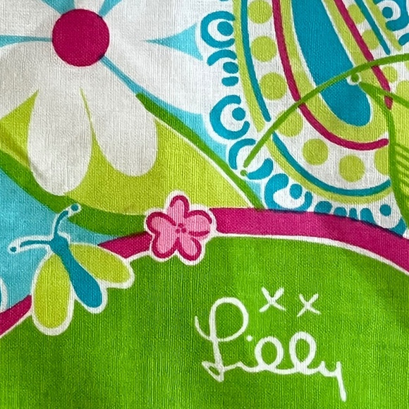 LILLY Designer Floral Square Scarf for Breast Cancer Awareness (2004) - Picture 1 of 8